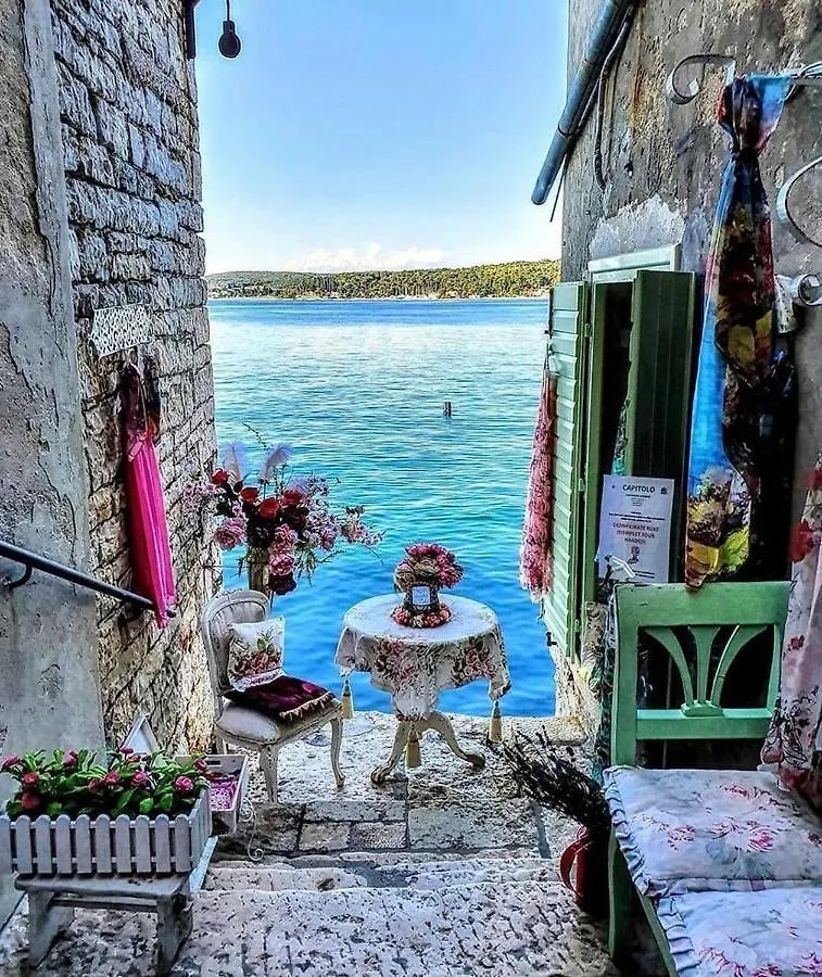 Apartments Hidden Paradise Rovinj 0*,